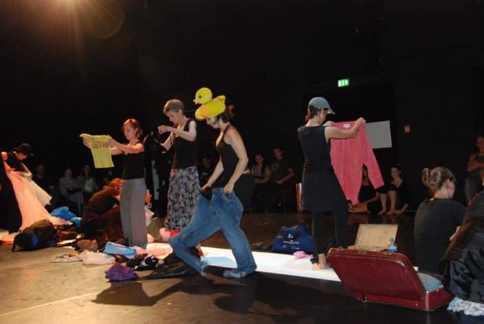 taet-it-ned-i-IFANT-Theaterpaedagogik-Ausbildung-G1-02 taet-it-ned-i-IFANT-Theaterpaedagogik-Ausbildung-G1-02
