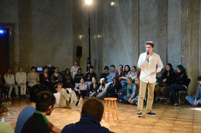Die-Stunde-des-Wahrspielens-IFANT-Theaterpaedagogik-Ausbildung-G4-01 Die-Stunde-des-Wahrspielens-IFANT-Theaterpaedagogik-Ausbildung-G4-01