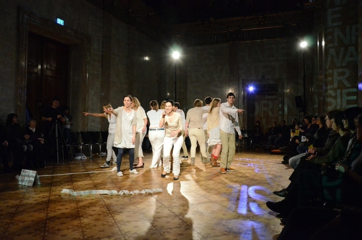 Die-Stunde-des-Wahrspielens-IFANT-Theaterpaedagogik-Ausbildung-G4-02 Die-Stunde-des-Wahrspielens-IFANT-Theaterpaedagogik-Ausbildung-G4-02