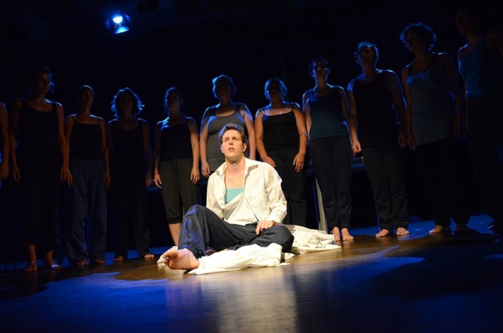Familienfeste-und-andere-Opfer-Theaterpaedagogik-Ausbildung-G2-07