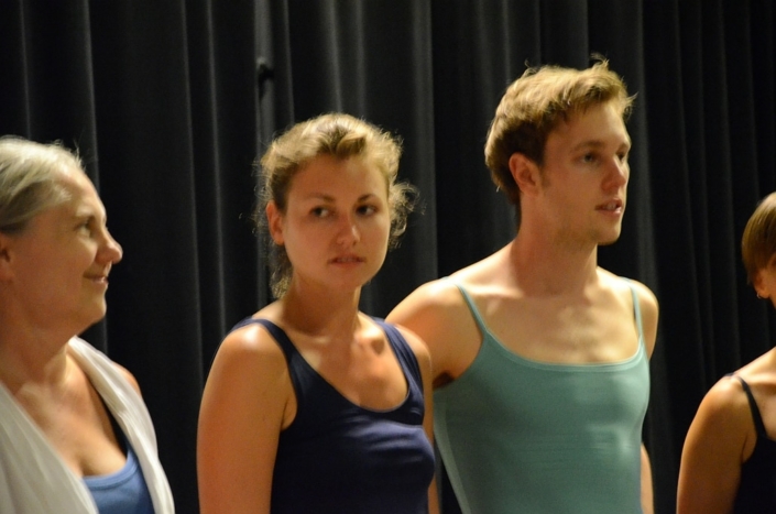 Familienfeste-und-andere-Opfer-Theaterpaedagogik-Ausbildung-G2-08