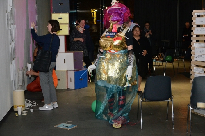 Last-Exit-Karlsplatz-IFANT-Theaterpaedagogik-Ausbildung-A2-05